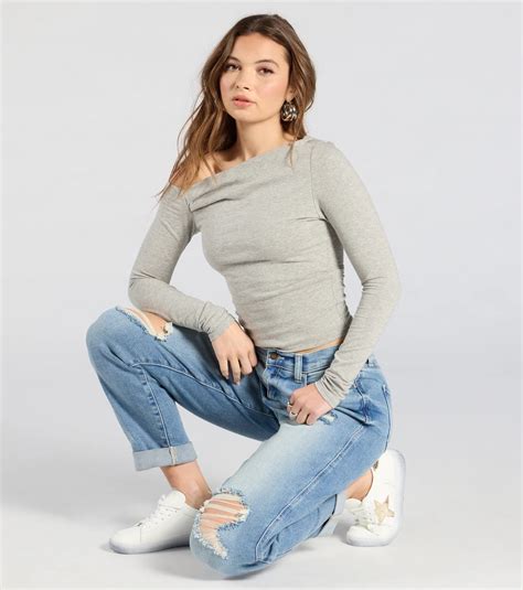 Womens High Rise Ripped Jeans & Windsor