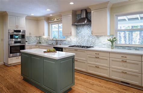 Your Guide to Two-Tone Kitchen Cabinets - MSK Design Build - Serving ...