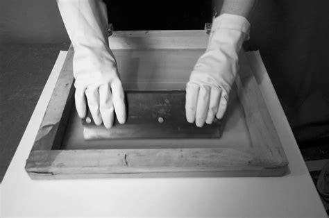 Image result for How to Use a Screen Printer