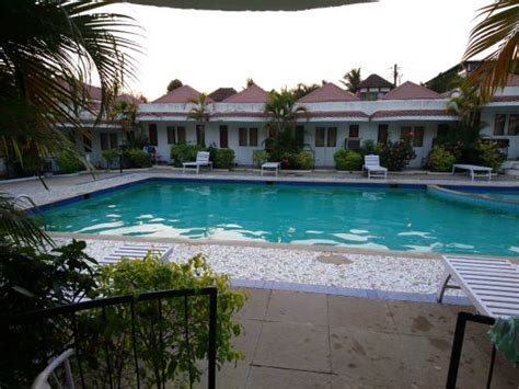 Decent place to stay - Review of Flushing Meadows Resort, Vagator ...