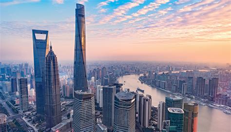 上海累计实际利用外资超2700亿美元，今年1-8月同比增长5.9%实现逆势上扬|界面新闻