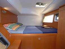 interno barca a vela viaggi a vela crociere in catamarano interno barca a vela viaggi a vela crociere in catamarano