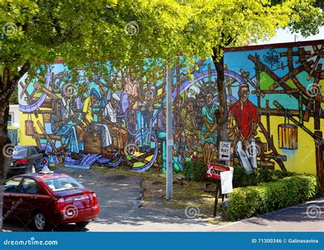 Graffiti in Little Havana editorial photo. Image of america - 71300346