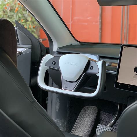 Tesla Model 3/Y Yoke Steering Wheel | Heated Nappa Leather – Yeslak