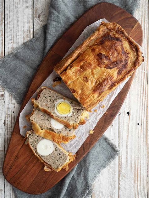 Pâté Berrichon a traditional French Easter food - Belly Rumbles
