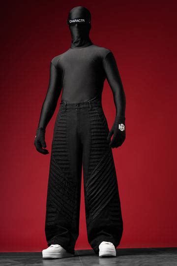 Bottoms – Charactr