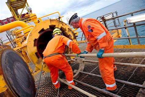 GDF SUEZ E Offshore Gas, image taken by the very talented Menno Mulder | Oil rig jobs, Oil and ...