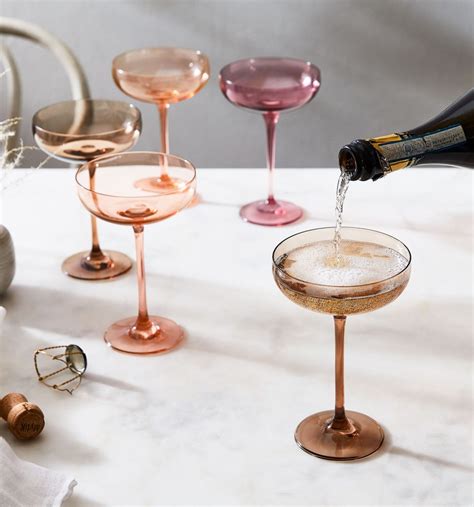 17 Best Champagne Glasses That Are Absolutely Stunning