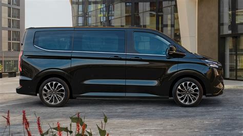 Ford Tourneo Custom Phev 2025 _ Fiche Technique Ford Custom 2025 – QLJJ