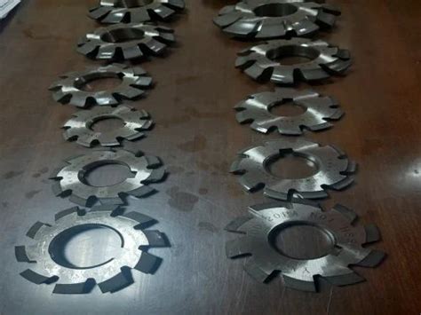 Cutting Tools - HSS Milling Cutters Trader - Retailer from New Delhi