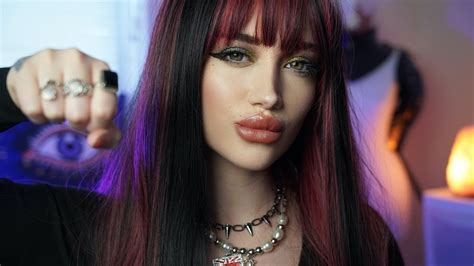 busby british goth money asmr joi Minimalist