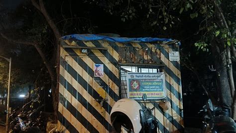 Saif Ali Khan Stabbing Case: Mumbai Police Put Up Suspect's Posters At ...