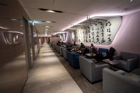 Review: China Airlines Business Class Lounge Taipei (Terminal 2 ...