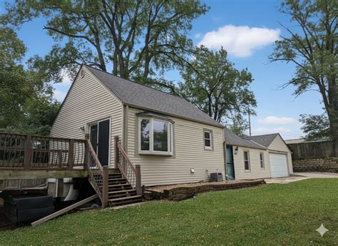 1421 S 168th St, New Berlin, WI 53151 | Homes.com