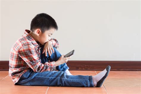 Send Nudes To Strangers