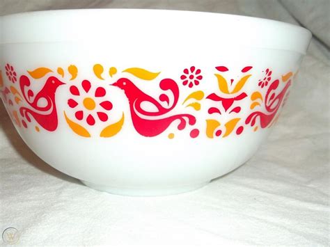 Vintage PYREX FRIENDSHIP RED ROOSTER 2 1/2 QT OVENWARE BOWL Chicken ...