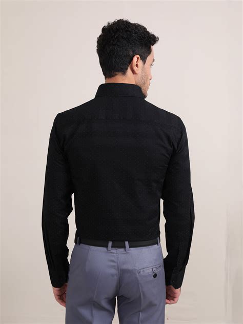 Regular Fit Formal Shirts For Men Perfectly Handfinished Collar & Cuff