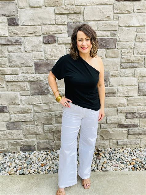 Styling Wide Leg White Denim, Part 2