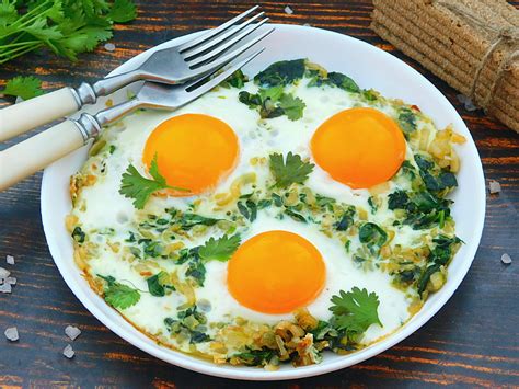 Spinach and eggs recipe with photo