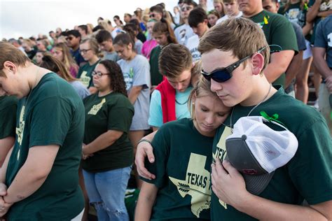 Goobix News - Two Santa Fe shooting victims back in dugout for baseball ...