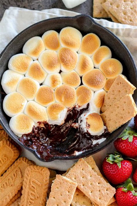 Easy S'mores Dip (10 minute recipe) - Celebrating Sweets