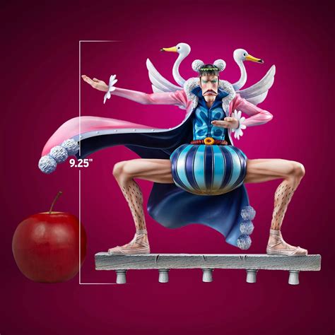 One Piece Bon Clay Figure Accurately Captures the Pirate's Flamboyant ...