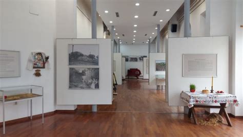 Novosti.rs | Galerija | PAUZA ZA PRAZNIKE: Narodni muzej u Zrenjaninu ...