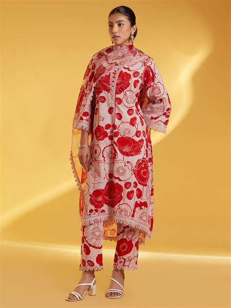 Designer Dupatta- Buy The Latest Designer Dupattas Online | The Loom