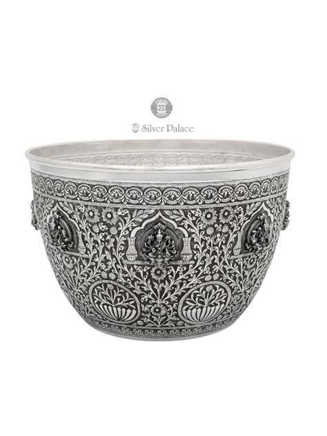 925 Antc Silver Astalakshmi With Floral Engraving Uppu Koodai - Silver ...