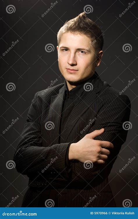 Businessman with Black Shirt 的图像结果