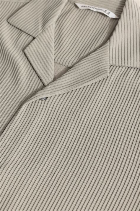 Buy Men's Parallel Rib Cloud Grey Shirt Online | SNITCH