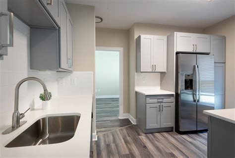 Photos and Tours of Lenox Farms | Braintree MA