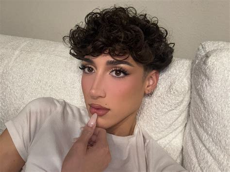 Daus Mendoza | DAUS x @contourgoddessofficial It’s official—Hourglass ...