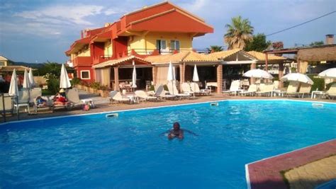 BLUE SEA HOTEL (Agios Georgios) - Hotel Reviews, Photos, Rate ...