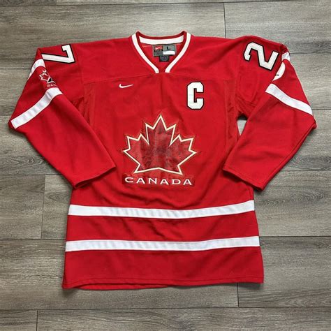 Nike Team Canada Olympic 2010 Ice Hockey Jersey 27... - Depop
