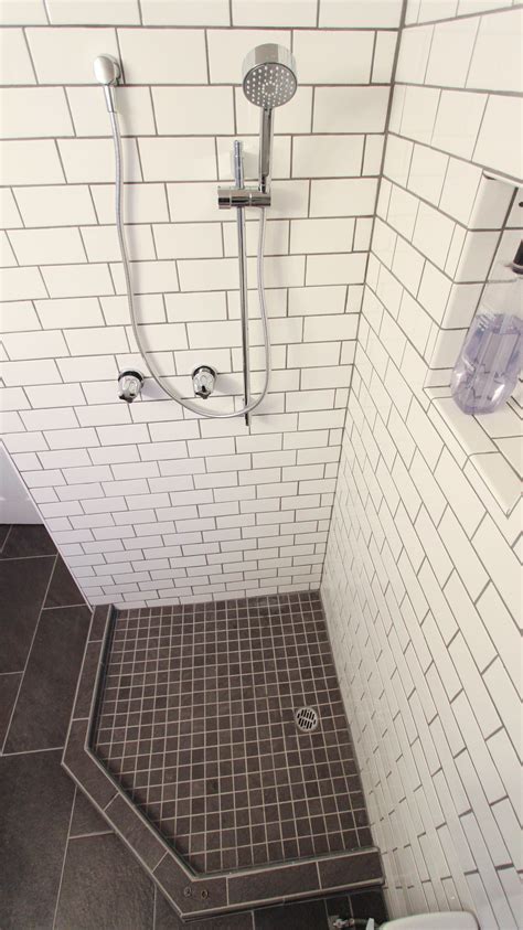 DIY Bathroom Tile Installation – Rispa