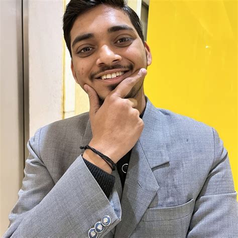 Pratham - Computing teacher in Noida - ₹649/h