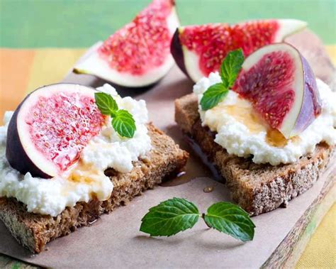 Three toast toppings to try today | Femina.in