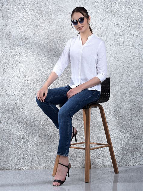 Minimalist Mandarin Collar Shirt – Crimsoune Club