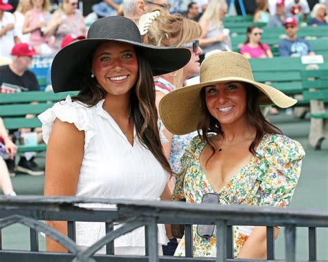 Kentucky Derby: Watch & Wager - Monmouth Park