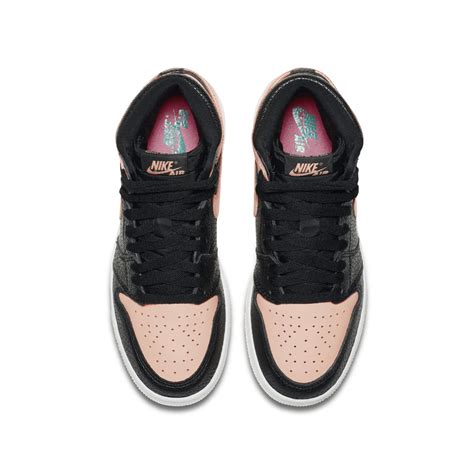 Older Kids' Air Jordan 1 'Black and Hyper Pink' Release Date. Nike SNKRS