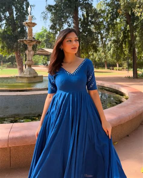Rangrasia Royal Blue Mirror Work Flared Anarkali Price in India - Buy ...