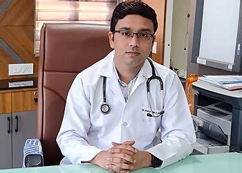 3 Best Pulmonologists in Ahmedabad, GJ - Expert Recommendations