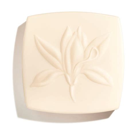 CHANEL SUBLIMAGE LE SAVON DE SOIN Radiance-Revealing Rich Cleansing Soap