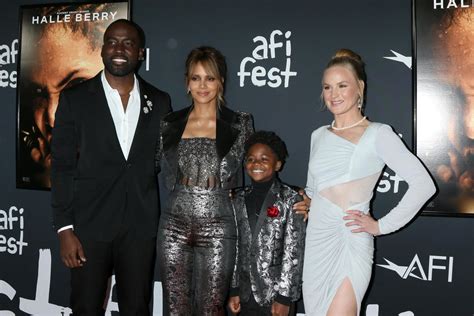 LOS ANGELES NOV 13 - Shamier Anderson, Halle Berry, Danny Boyd Jr ...