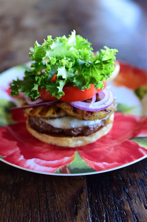 Hawaiian Burgers Are So Juicy and Delicious | Recipe | Hawaiian burger ...
