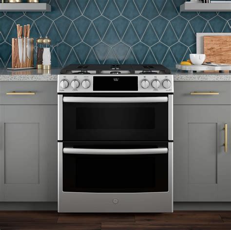 Best Buy: GE Profile Series 6.7 Cu. Ft. Slide-In Double Oven Gas ...