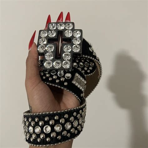 BB SIMON BELT SIZE 28 Black Excellent condition 🖤 - Depop