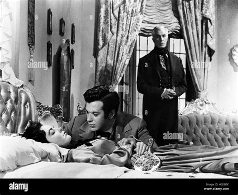 HOUSE OF USHER, Myrna Fahey, Mark Damon, Vincent Price, 1960 Stock ...