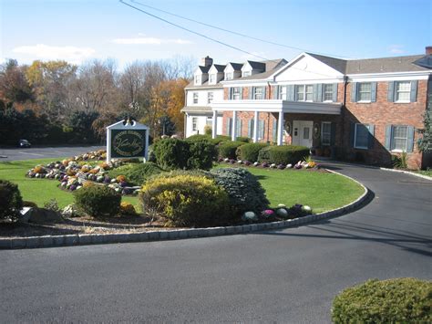 Vander May Wayne Colonial Funeral Home, Inc. | Wayne NJ